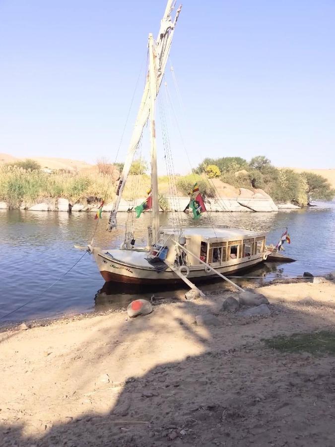 Готель Nile Felucca Adventure Асуан Екстер'єр фото