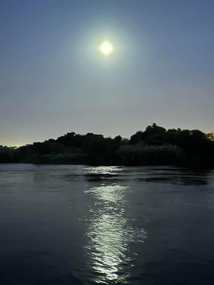Готель Nile Felucca Adventure Асуан Екстер'єр фото