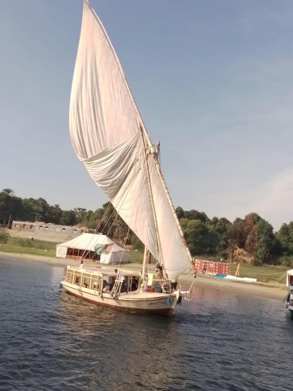 Готель Nile Felucca Adventure Асуан Екстер'єр фото