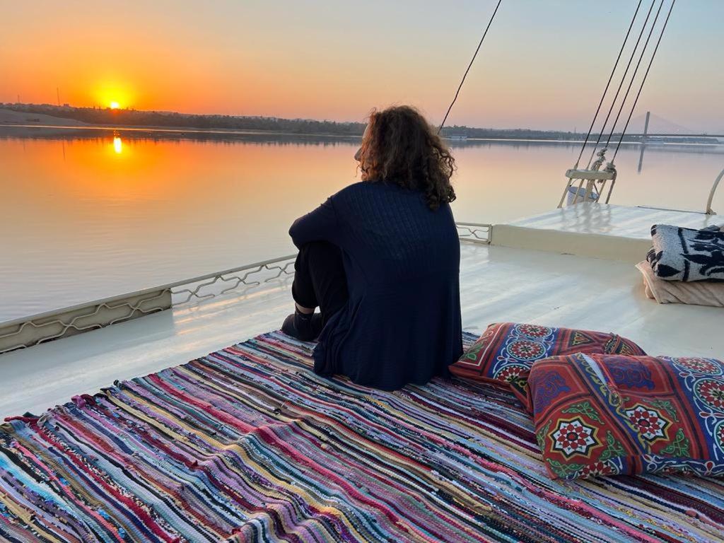 Готель Nile Felucca Adventure Асуан Екстер'єр фото