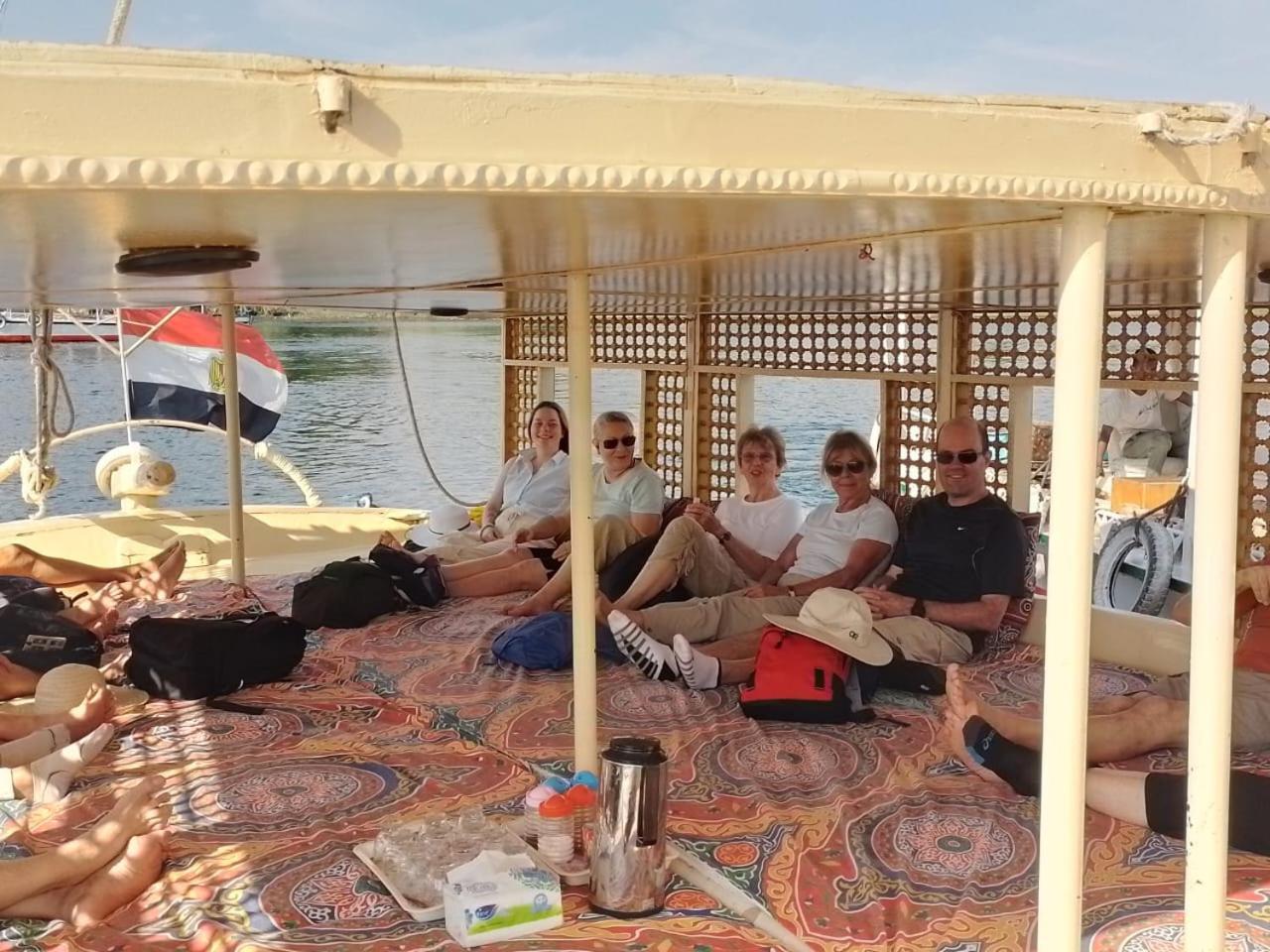 Готель Nile Felucca Adventure Асуан Екстер'єр фото