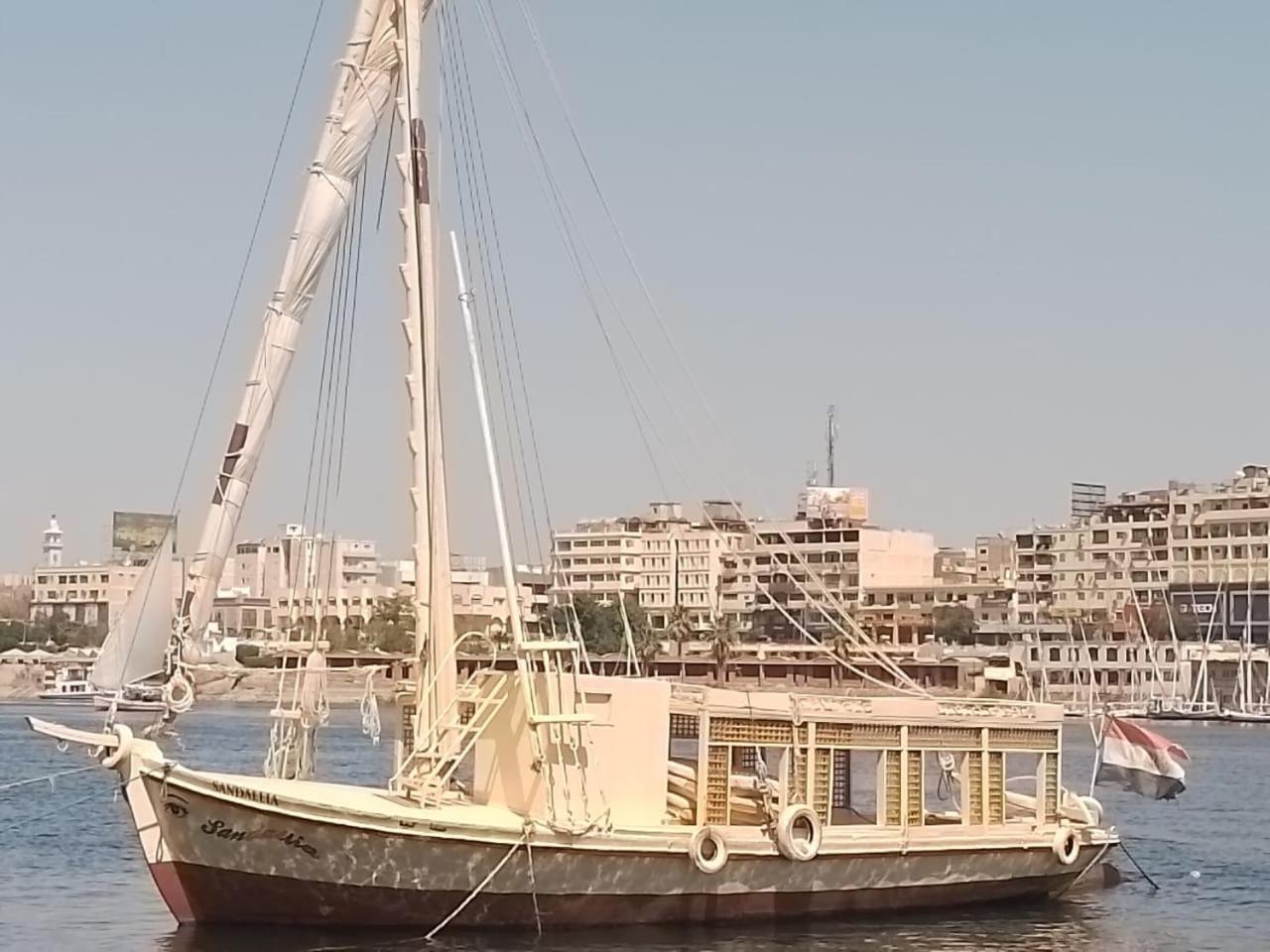 Готель Nile Felucca Adventure Асуан Екстер'єр фото