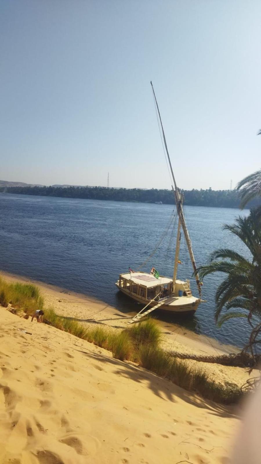 Готель Nile Felucca Adventure Асуан Екстер'єр фото